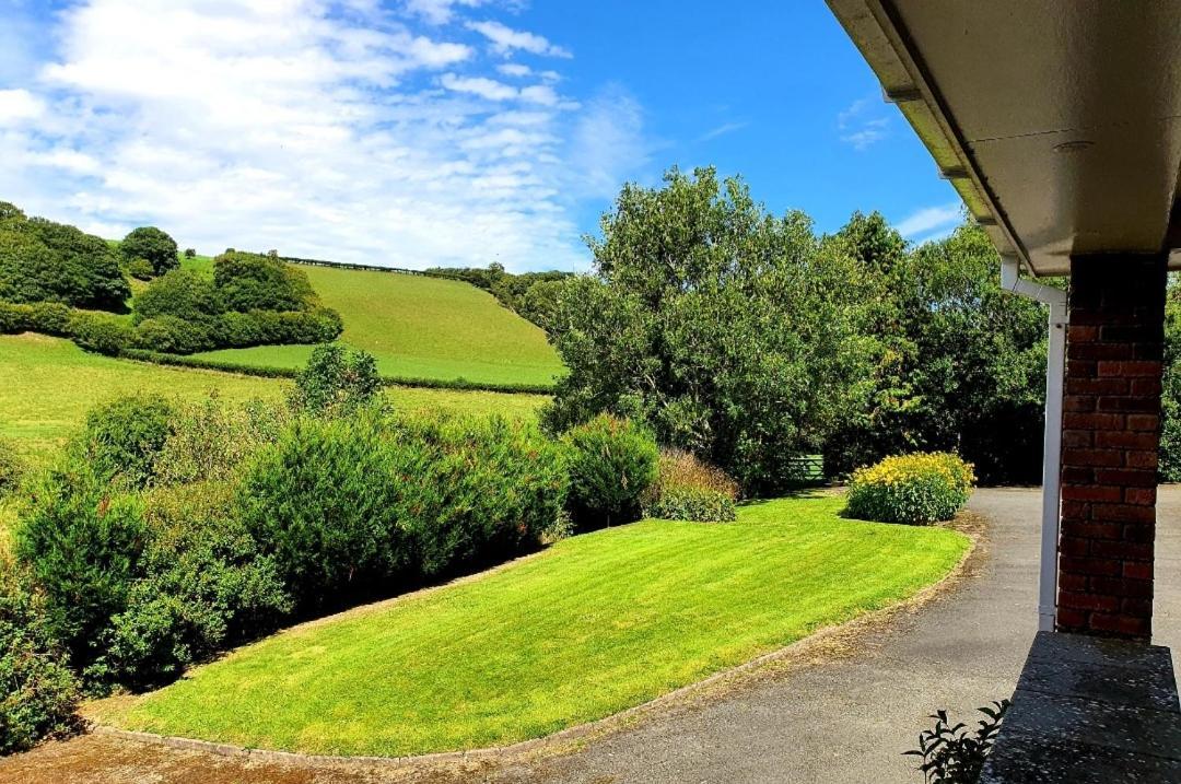 Idyllic 2 Bedroom Self-Contained Upsidedown Annexe Llandrindod Wells Esterno foto