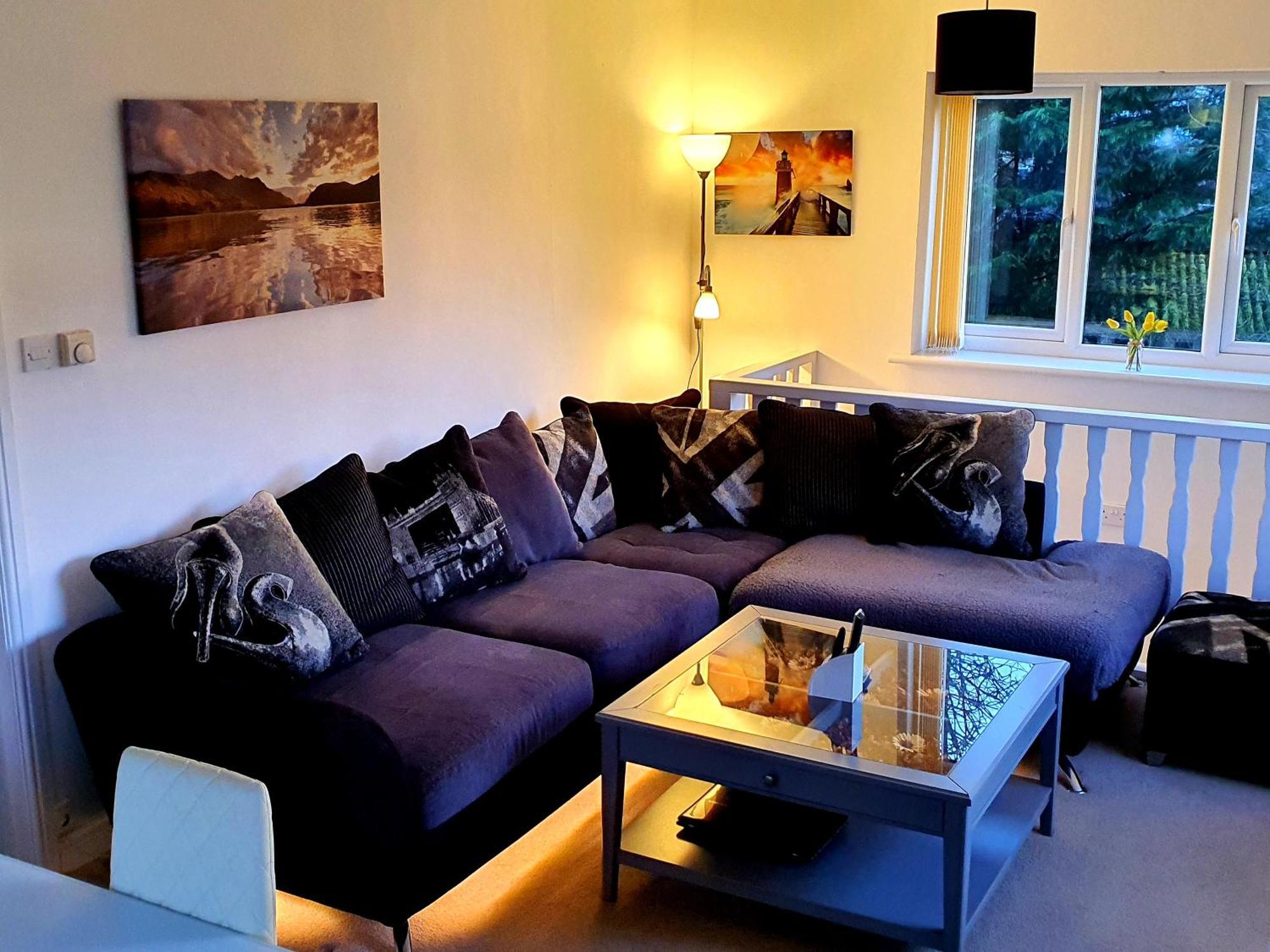 Idyllic 2 Bedroom Self-Contained Upsidedown Annexe Llandrindod Wells Esterno foto
