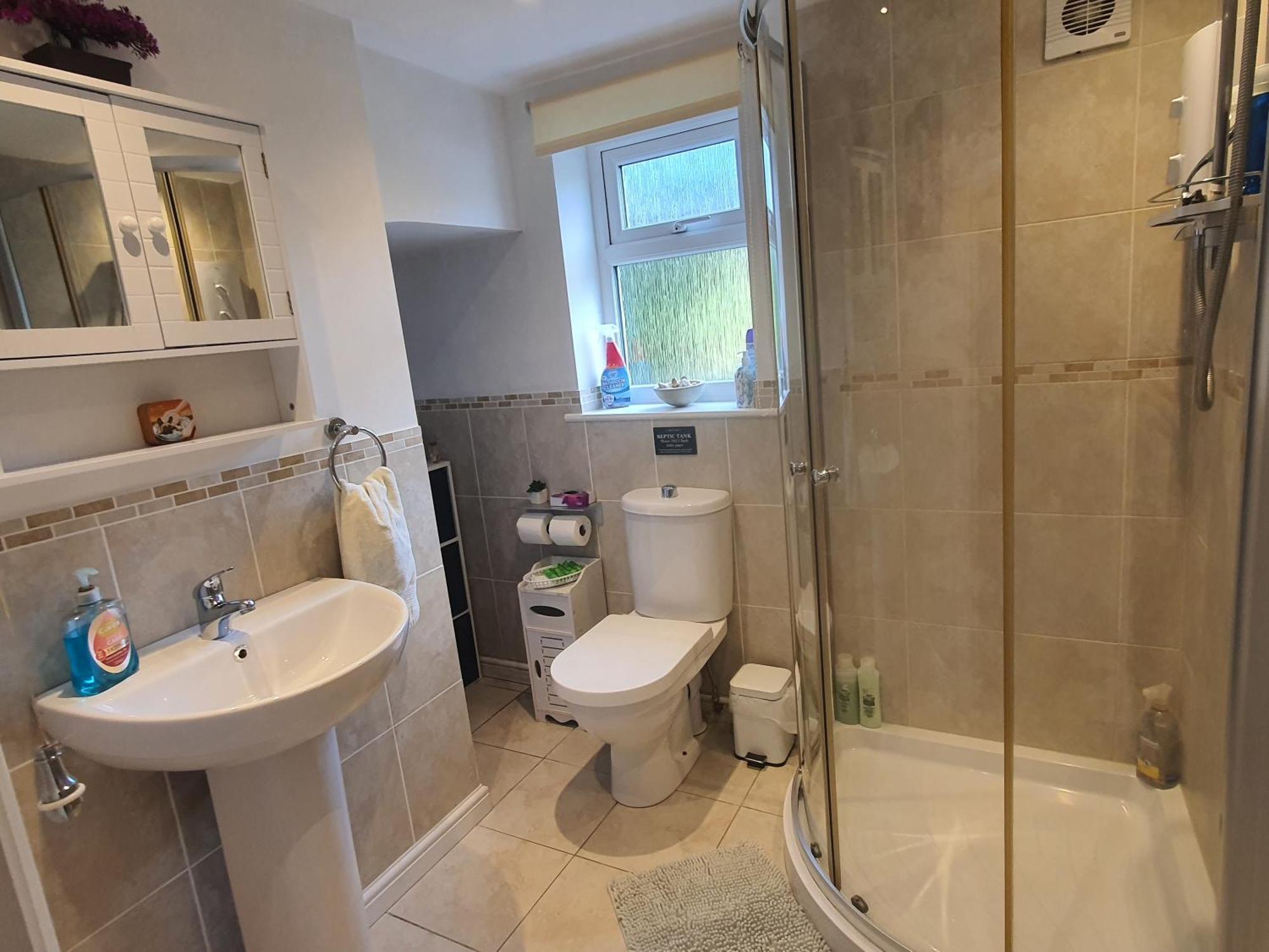 Idyllic 2 Bedroom Self-Contained Upsidedown Annexe Llandrindod Wells Esterno foto