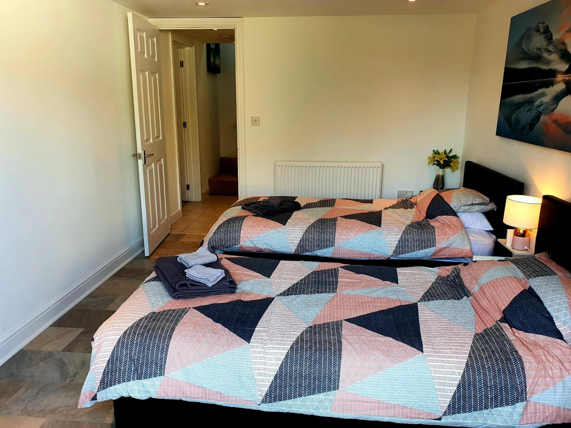 Idyllic 2 Bedroom Self-Contained Upsidedown Annexe Llandrindod Wells Esterno foto