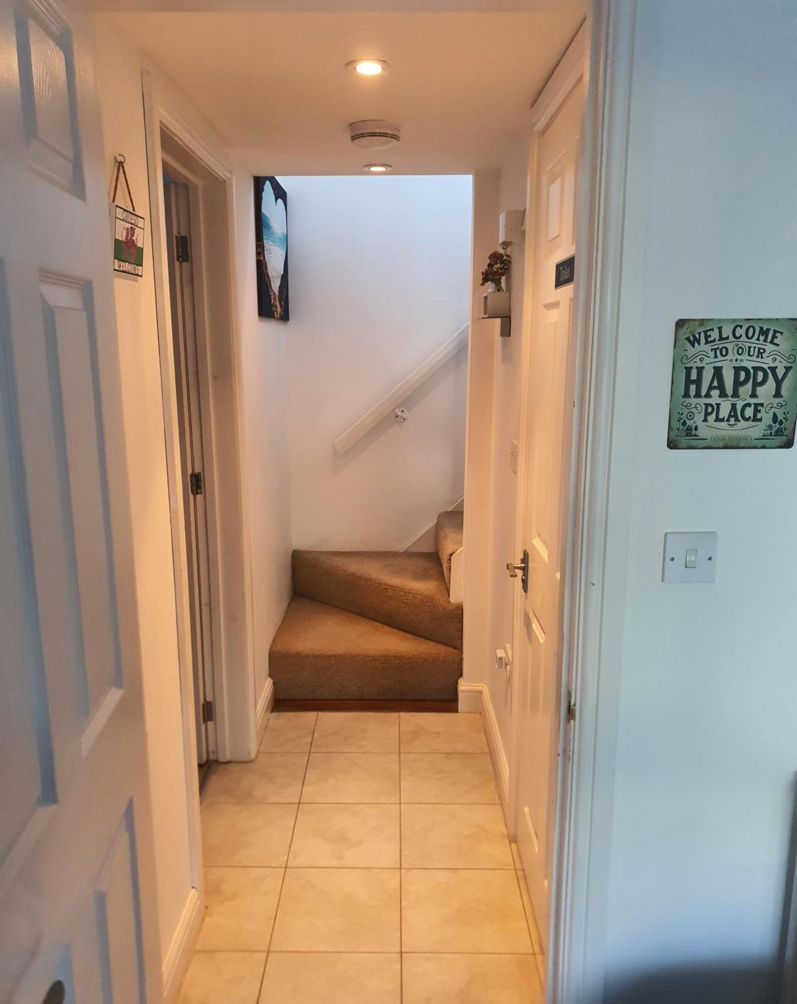 Idyllic 2 Bedroom Self-Contained Upsidedown Annexe Llandrindod Wells Esterno foto